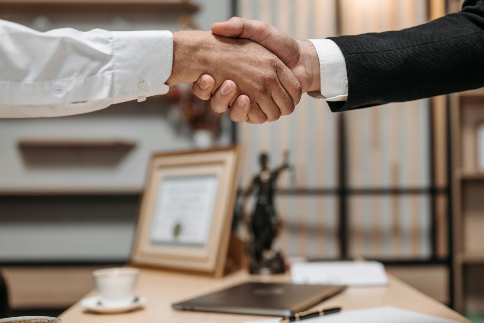 Commercial Contract Lawyers in New York
